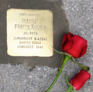 <p>HIER WOHNTE<br />
RUDOLF<br />
FRIEDLÄNDER<br />
JG. 1876<br />
DEPORTIERT 9.4.1942<br />
GHETTO IZBICA<br />
ERMORDET 1942</p>
