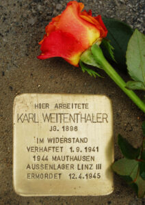 <p>HIER ARBEITETE<br />
KARL WEITENTHALER<br />
JG. 1896<br />
IM WIDERSTAND<br />
VERHAFTET 1.9.1941<br />
8.1.1944 MAUTHAUSEN<br />
AUSSENLAGER LINZ III<br />
ERMORDET 12.4.1945</p>
