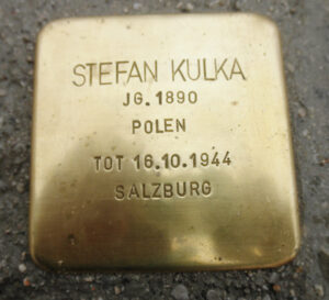 <p>STEFAN KULKA<br />
JG. 1890<br />
POLEN<br />
TOT 16.10.1944<br />
SALZBURG</p>
